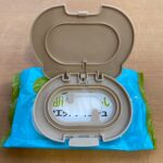 ワンプッシュ　ウェットティッシュのフタ セリア 携帯用ウェットティッシュの保管用